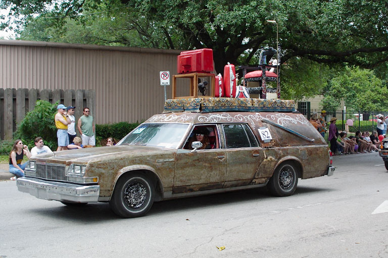 Chrysler car that looks like a hearse #4