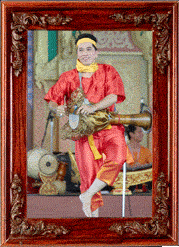 A dancer in red! A dancer in red!