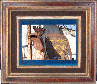 A giant metal rooster!