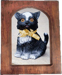 A kitten sculpture! A kitten sculpture!