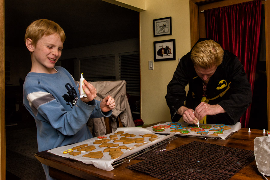 Decorating Christmas cookies photo