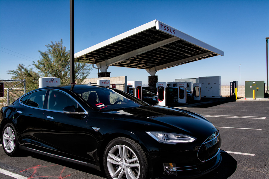 The Tesla Supercharger in Barstow California photo
