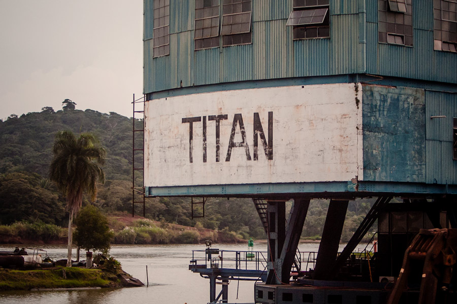 Titan crane photo