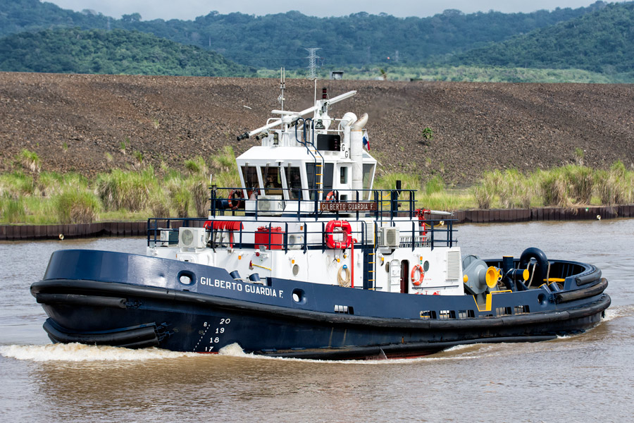 Panama Gilberto Guardia tug photo