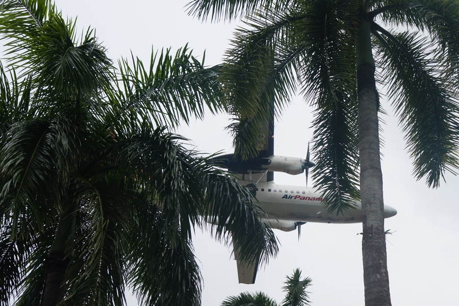 Panama low airplane photo