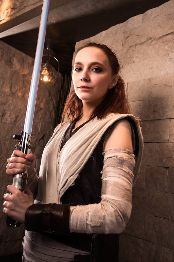 Rey cosplay photo