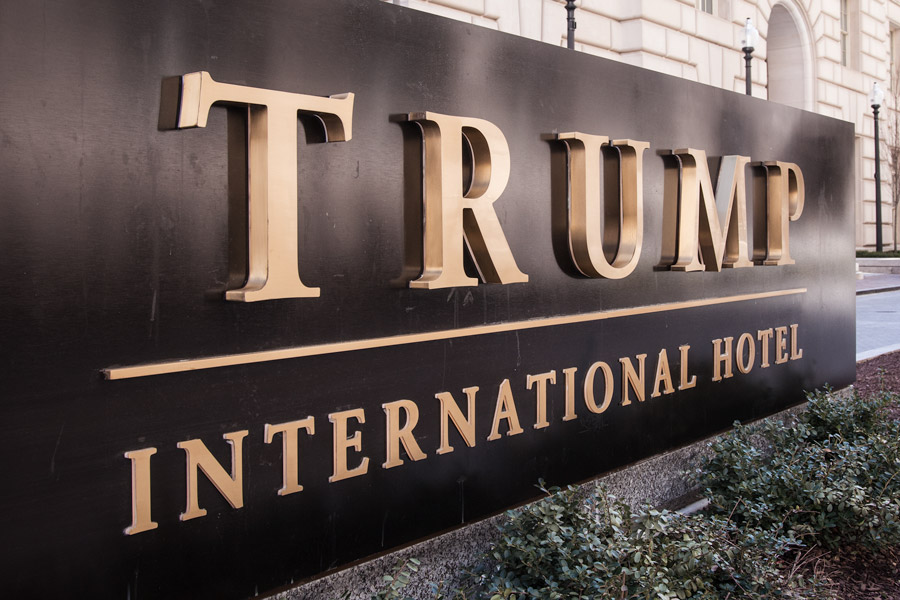 Trump DC sign photo