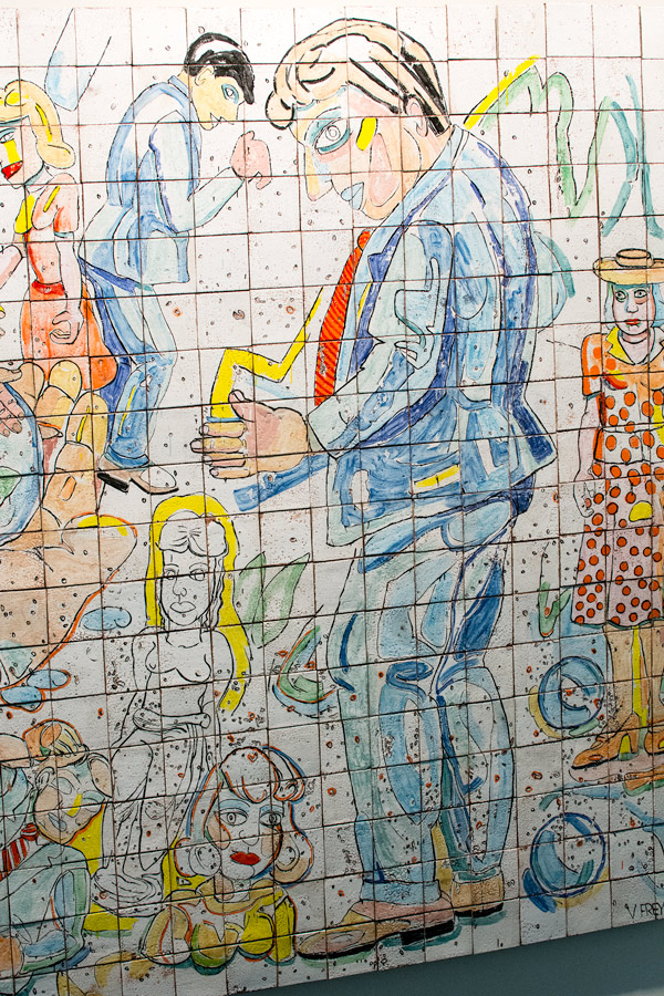 Fake Trump mural photo