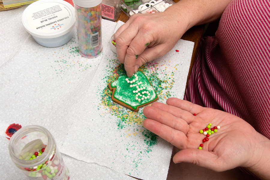 Decorating Easter cookies photo
