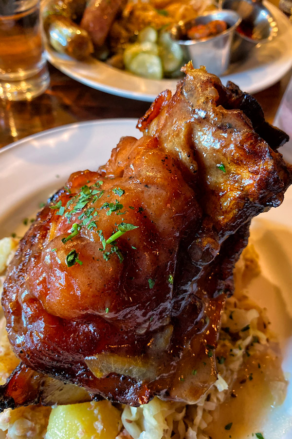Schweinshaxe photo