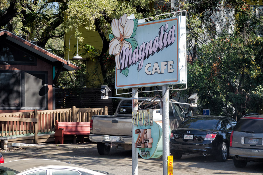 Magnolia Cafe photo