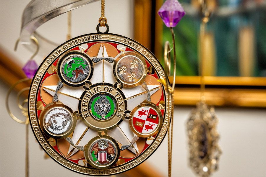 Six flags ornament photo