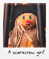A scarecrow girl!