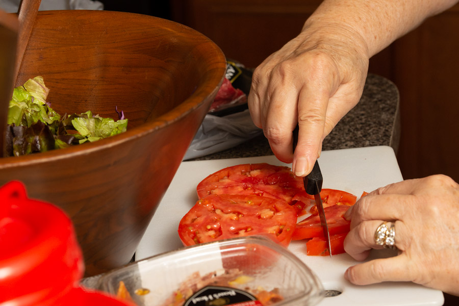 Dicing tomatoes photo