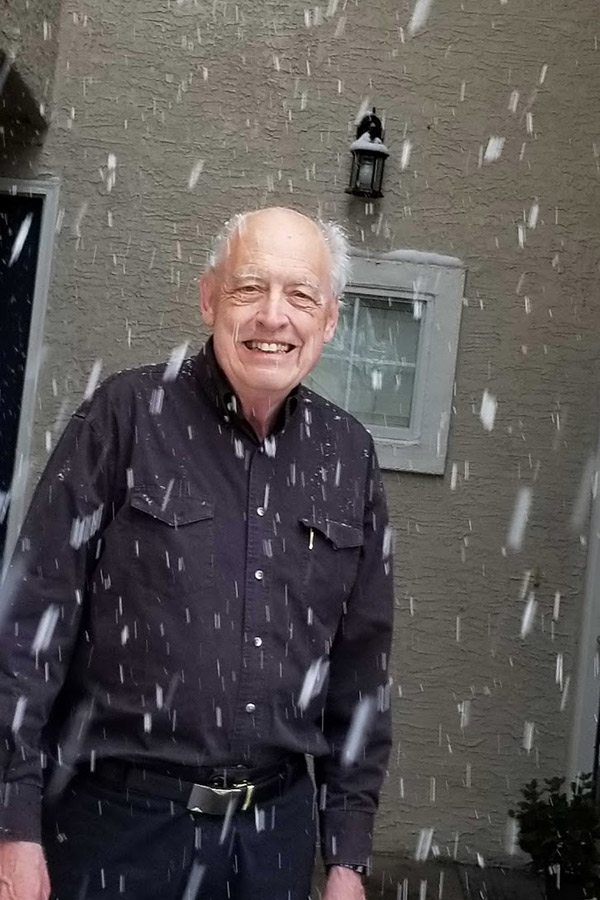 Dad snow photo