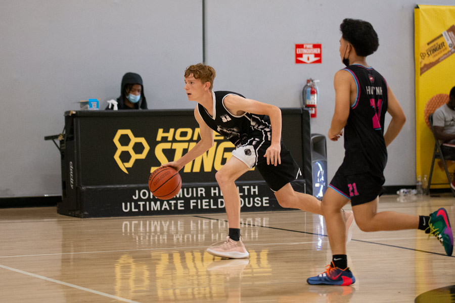 Tobias dribbling photo