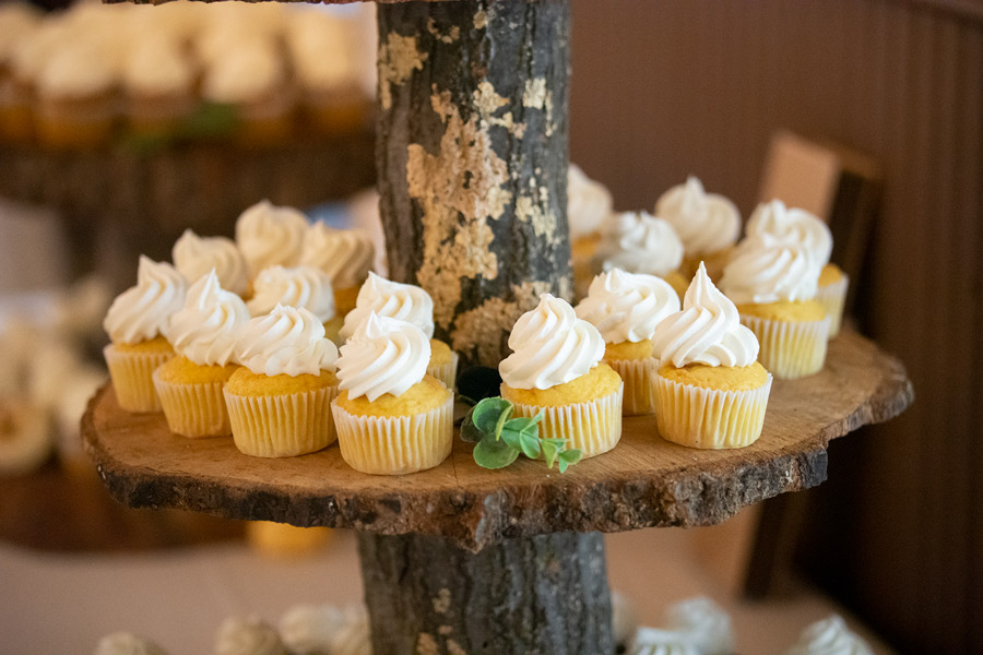 Wedding cupcakes