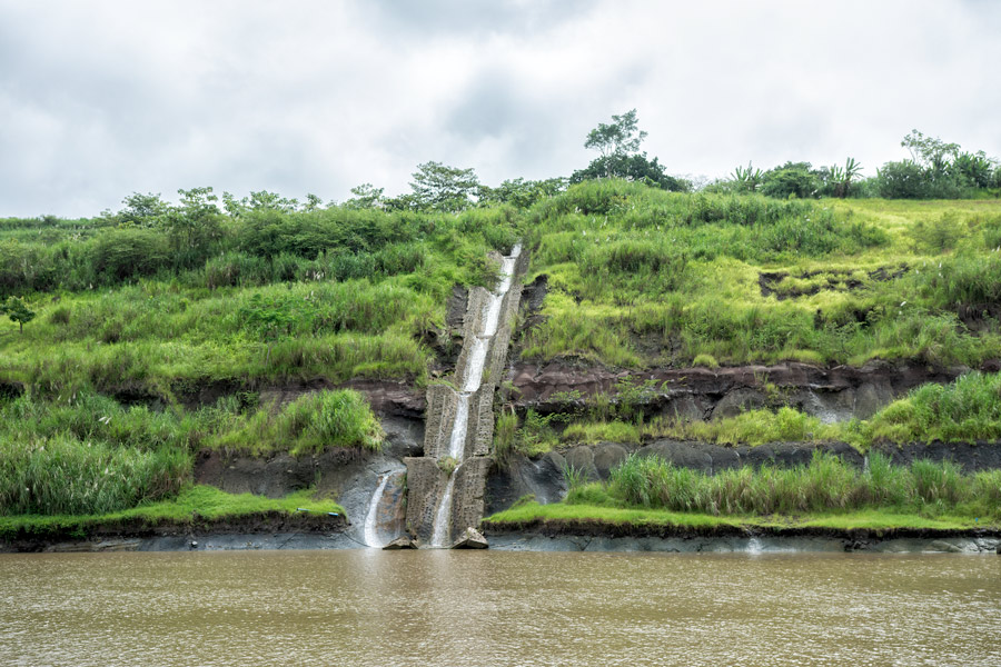 Panama stream photo