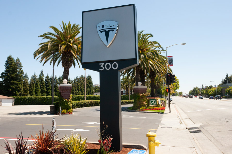 First Tesla dealership photo