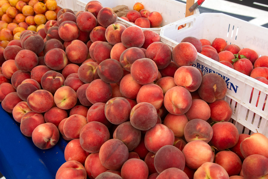 Nectarines!