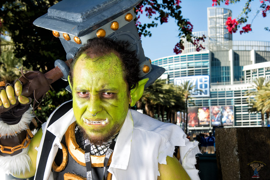 A picture of Thrall cosplay at BlizzCon 2015 taken by Batty!