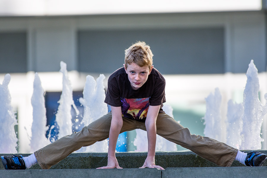 A picture of Tobias doing splits at BlizzCon 2015 taken by Batty!