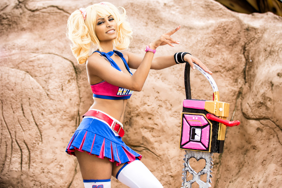 Lollipop Chainsaw cosplay at Colossalcon 2016!