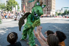 A dragon high-five! A dragon high-five!