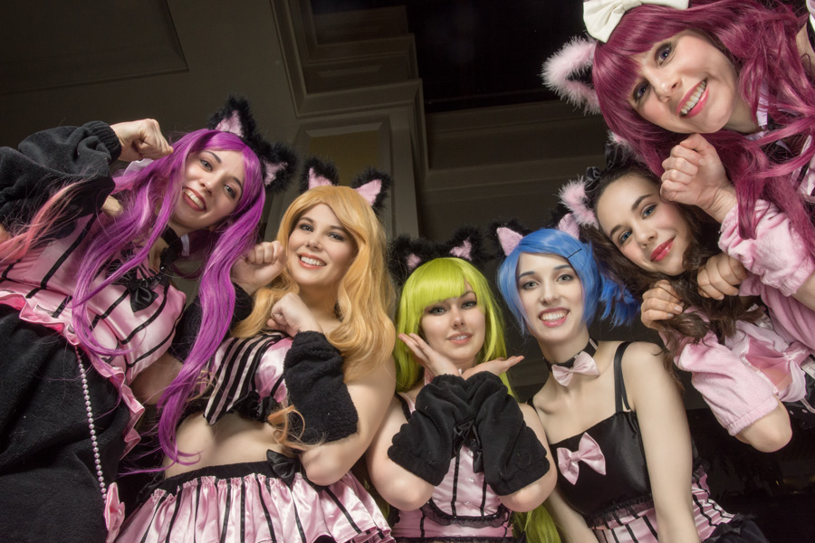 A picture of AKB48 cosplay at Katsucon 2016 taken by Batty!